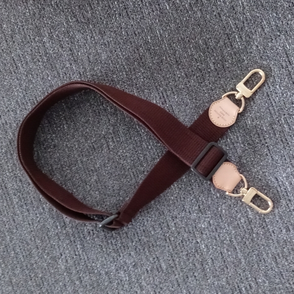 🔴SOLD🔴👜RARE Louis Vuitton👜 - Adjustable Canvas Shoulder Strap - Picture 2 of 16